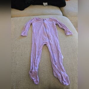 *Jimonda 6-9 months, purple footie pjs, good condition